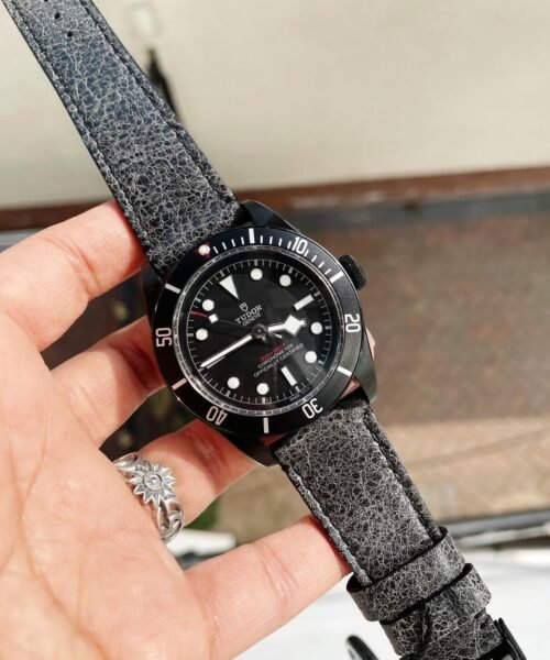 HERITAGE 2016 BLACK BAY SHIELD DLC ZF 1:1 BEST EDITION BLACK BEZEL ON ASSO. LEATHER STRAP A2824