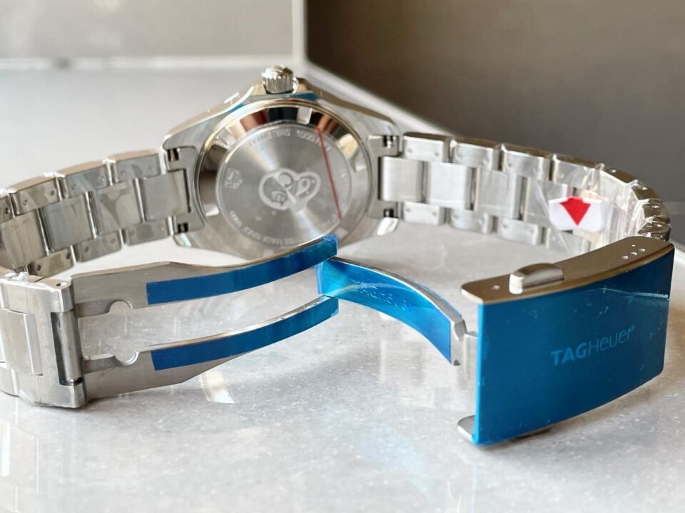 Aquaracer 35mm Quartz Ladies Watch WAY131N.BA0748 - Image 9