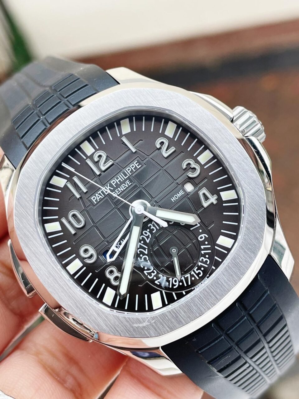 AQUANAUT 5164A SS GRF BEST EDITION BLACK DIAL ON BLACK RUBBER STRAP A324 V2 - Image 5