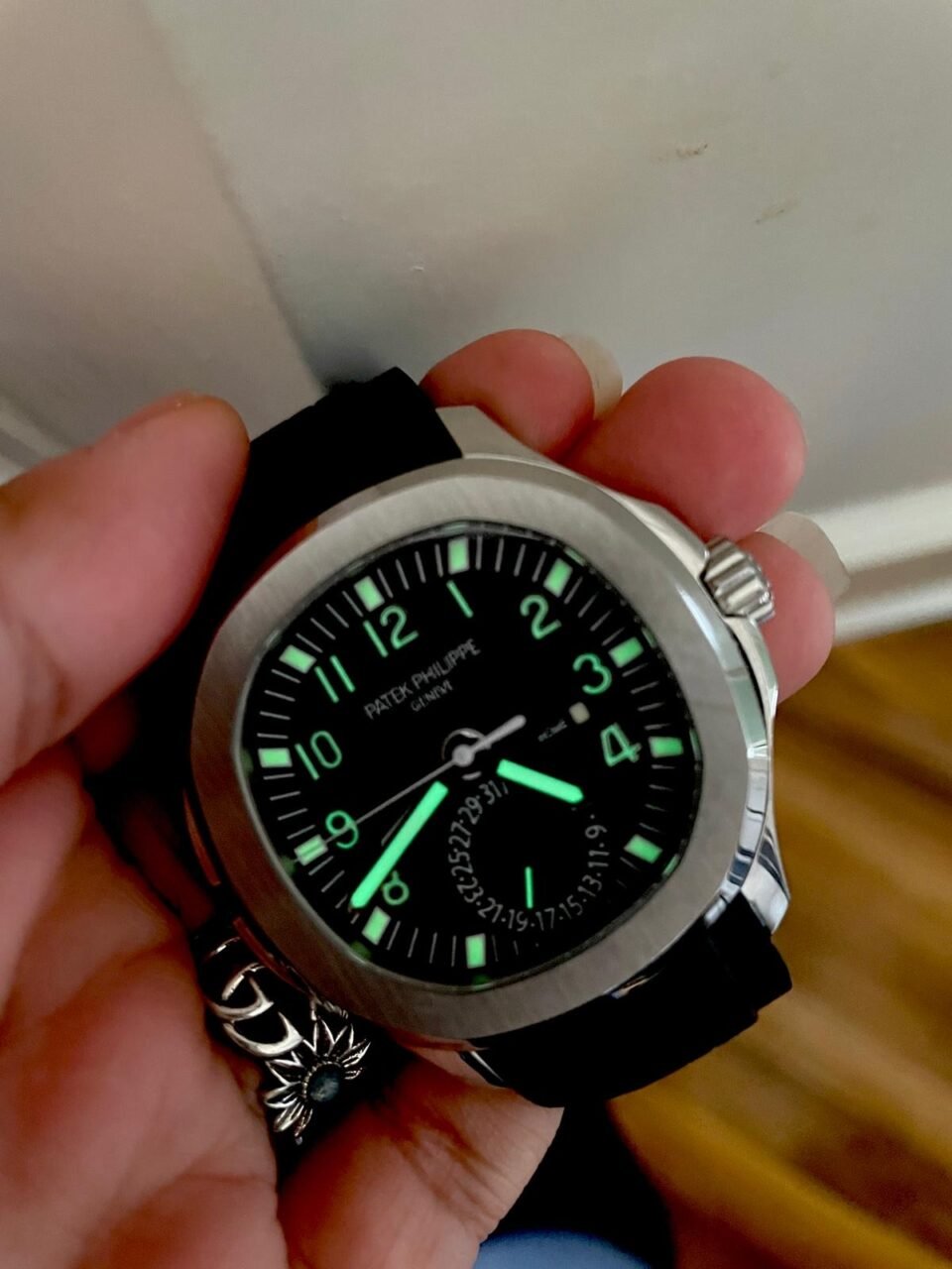 AQUANAUT 5164A SS GRF BEST EDITION BLACK DIAL ON BLACK RUBBER STRAP A324 V2 - Image 3
