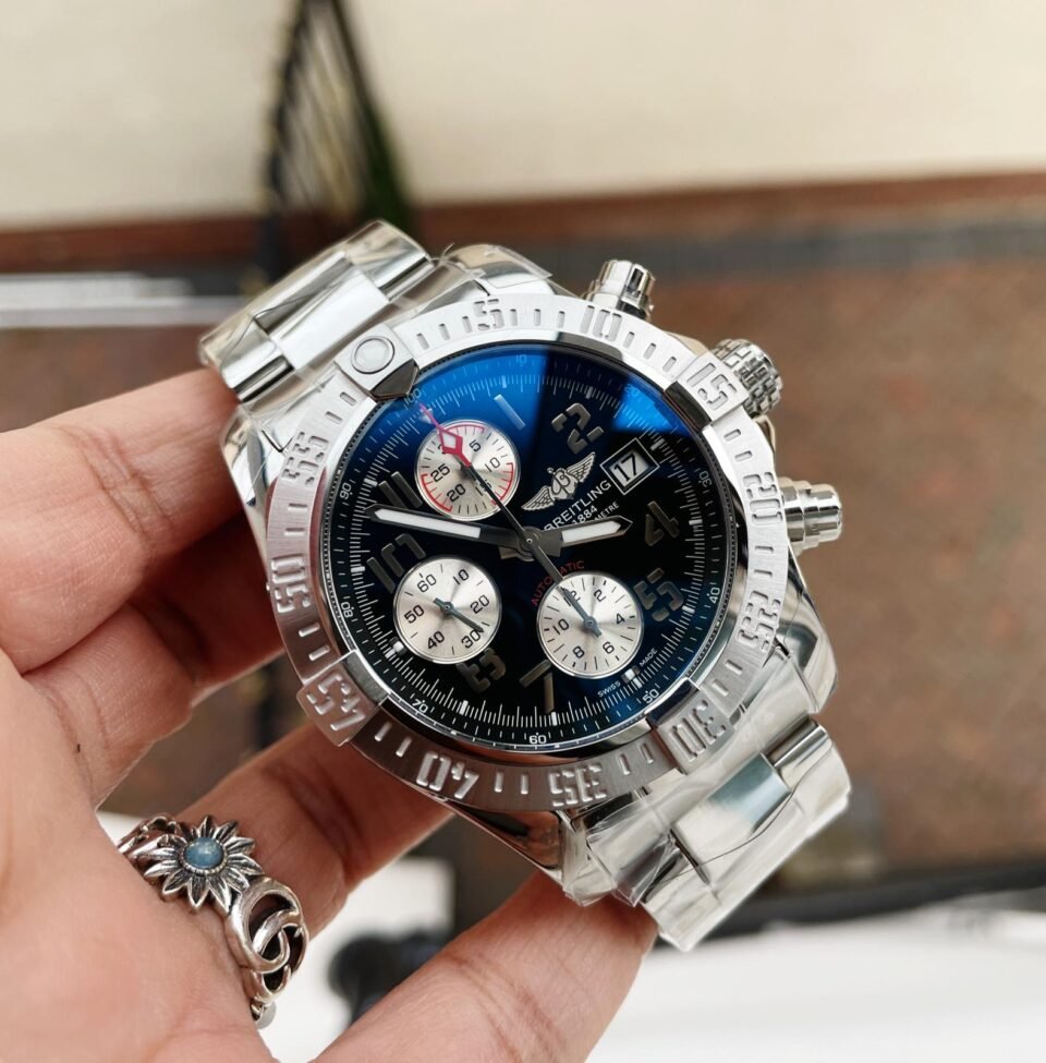 Avenger II Chronograph 43mm SS GF 1:1 Best Edition Gray/White Dial on SS Bracelet A7750