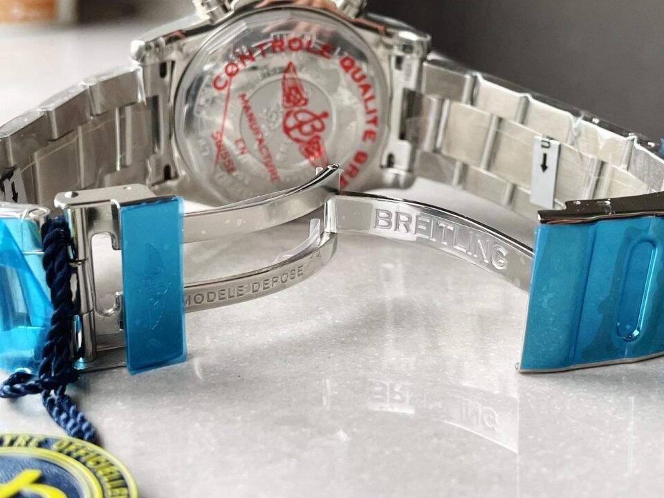 Avenger II Chronograph 43mm SS GF 1:1 Best Edition Gray/White Dial on SS Bracelet A7750 - Image 8