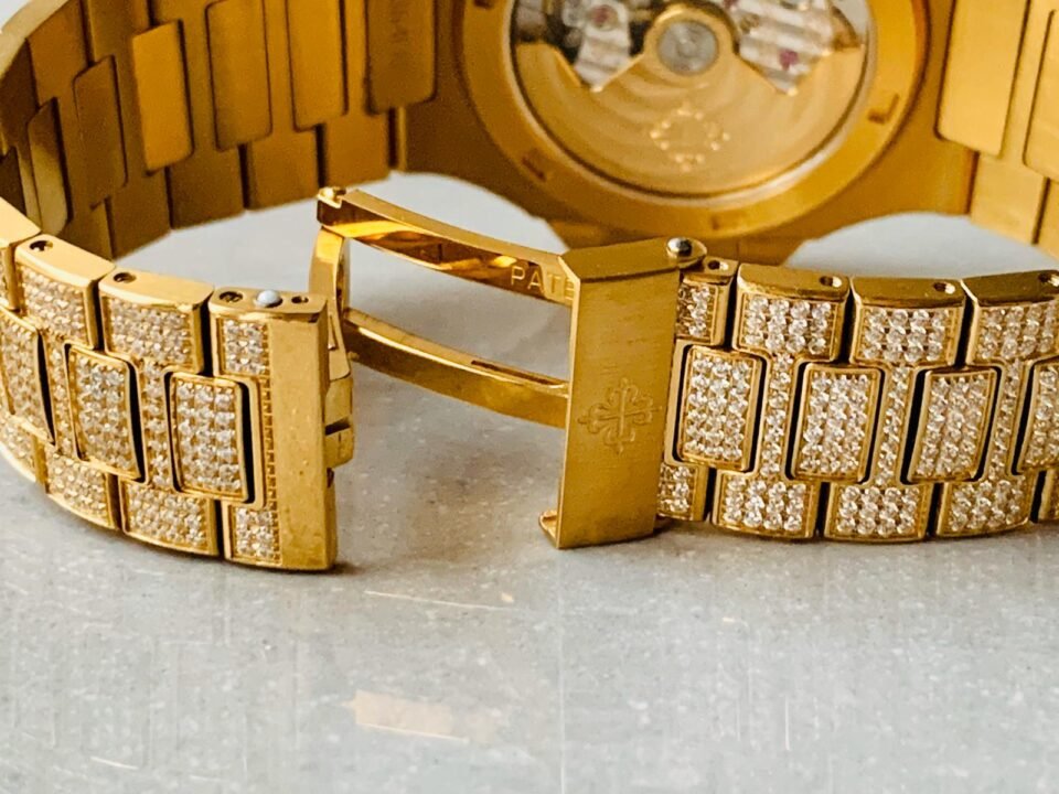 ICED Nautilus Jumbo 5711 YG TWF Full Paved Diamonds Dial Case and Bracelet A324 - Image 9