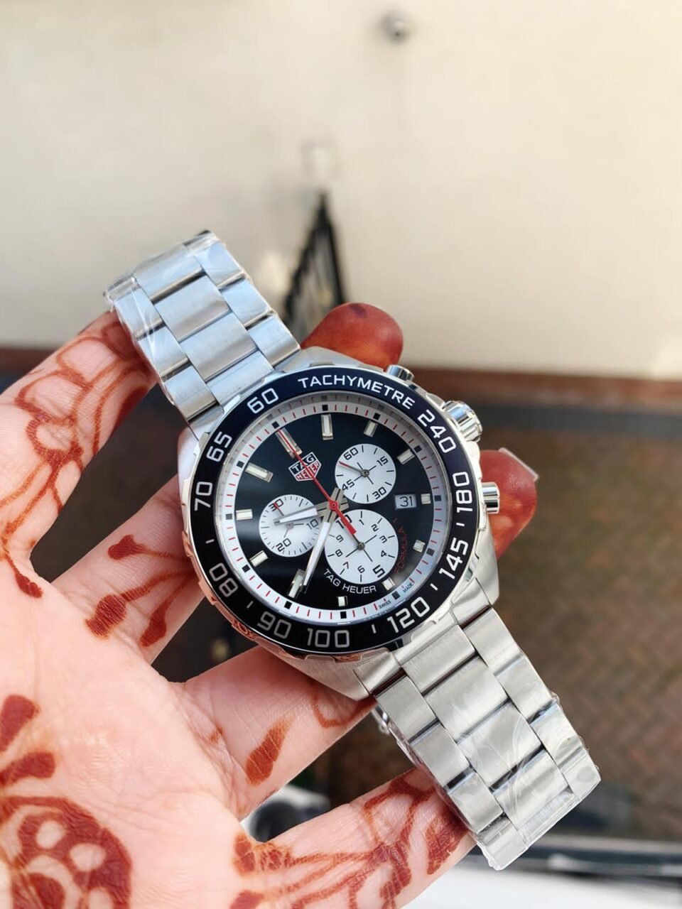 TAG HEUER FORMULA 1 SERIES BLACK AND WHITE DIAL