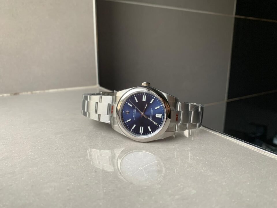 OYSTER PERPETUAL EW FACTORY BRIGHT BLUE dial 41MM Asian 3230 automatic movement - Image 6