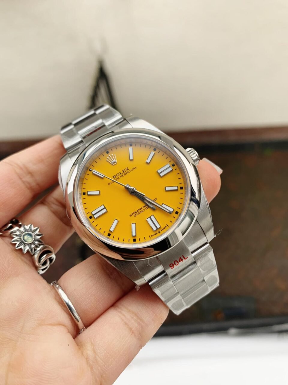 OYSTER PERPETUAL EW FACTORY YELLOW DIAL 41MM Asian 3230 automatic movement