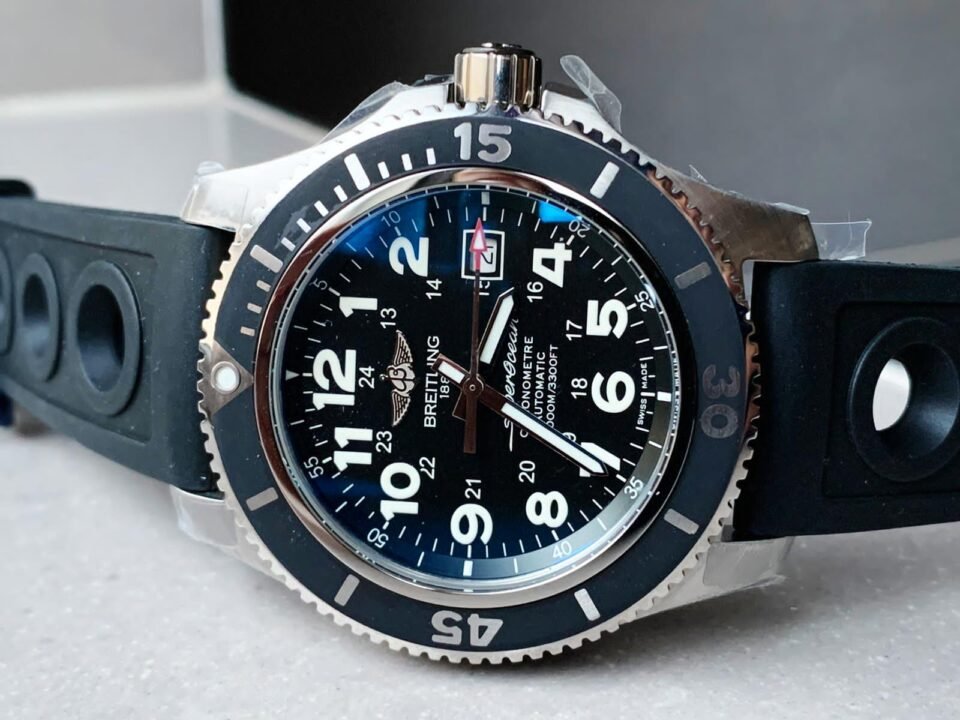 SuperOcean II 44mm GF 1:1 Best Edition Black Dial on Black Rubber Strap A2824 - Image 4