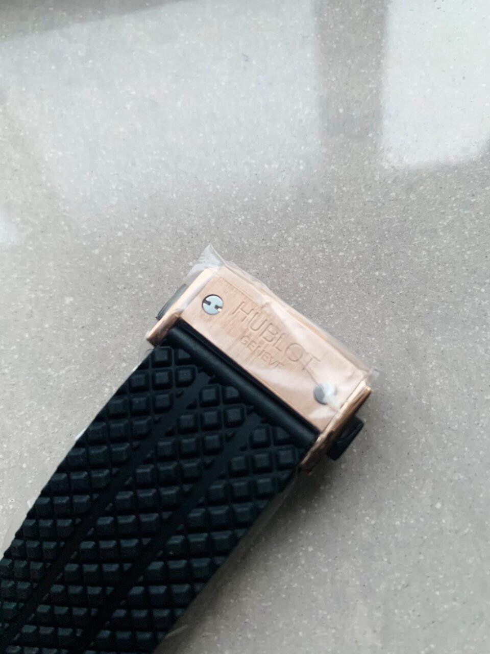 Big Bang 44mm Rose Gold Ceramic Black CF Dial on Black Gummy Strap - Image 8