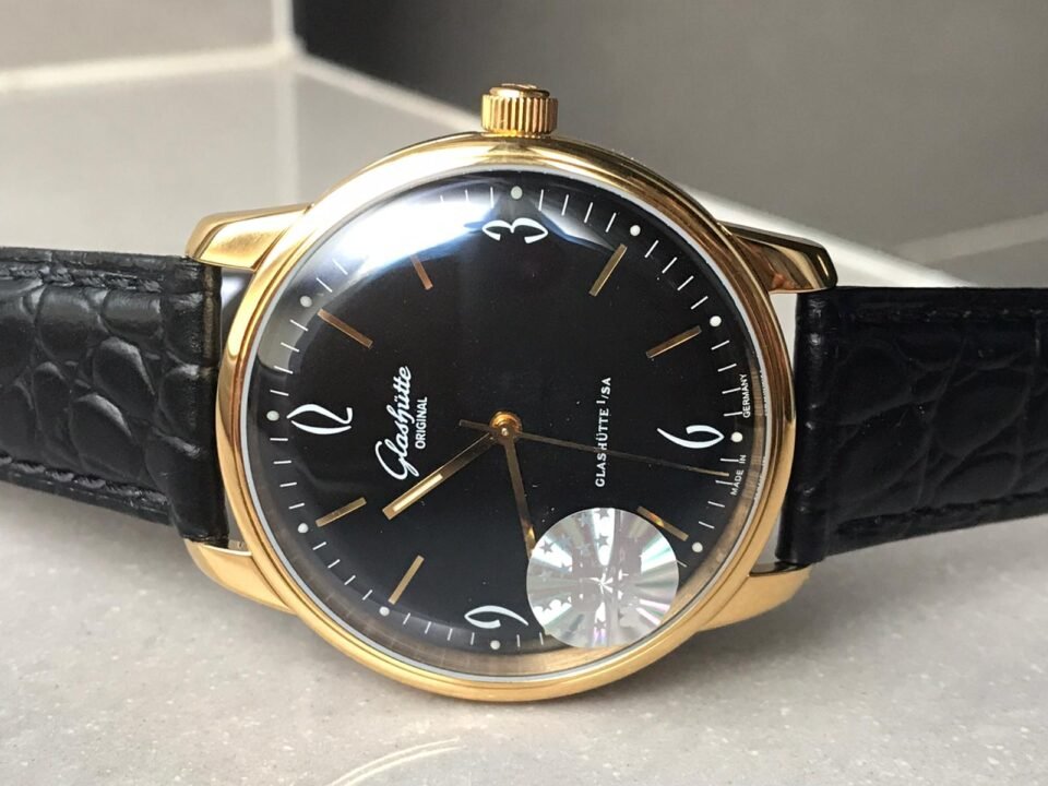 Senator Automatic GF SS Black Dial on Black Leather Strap A3959 - Image 2