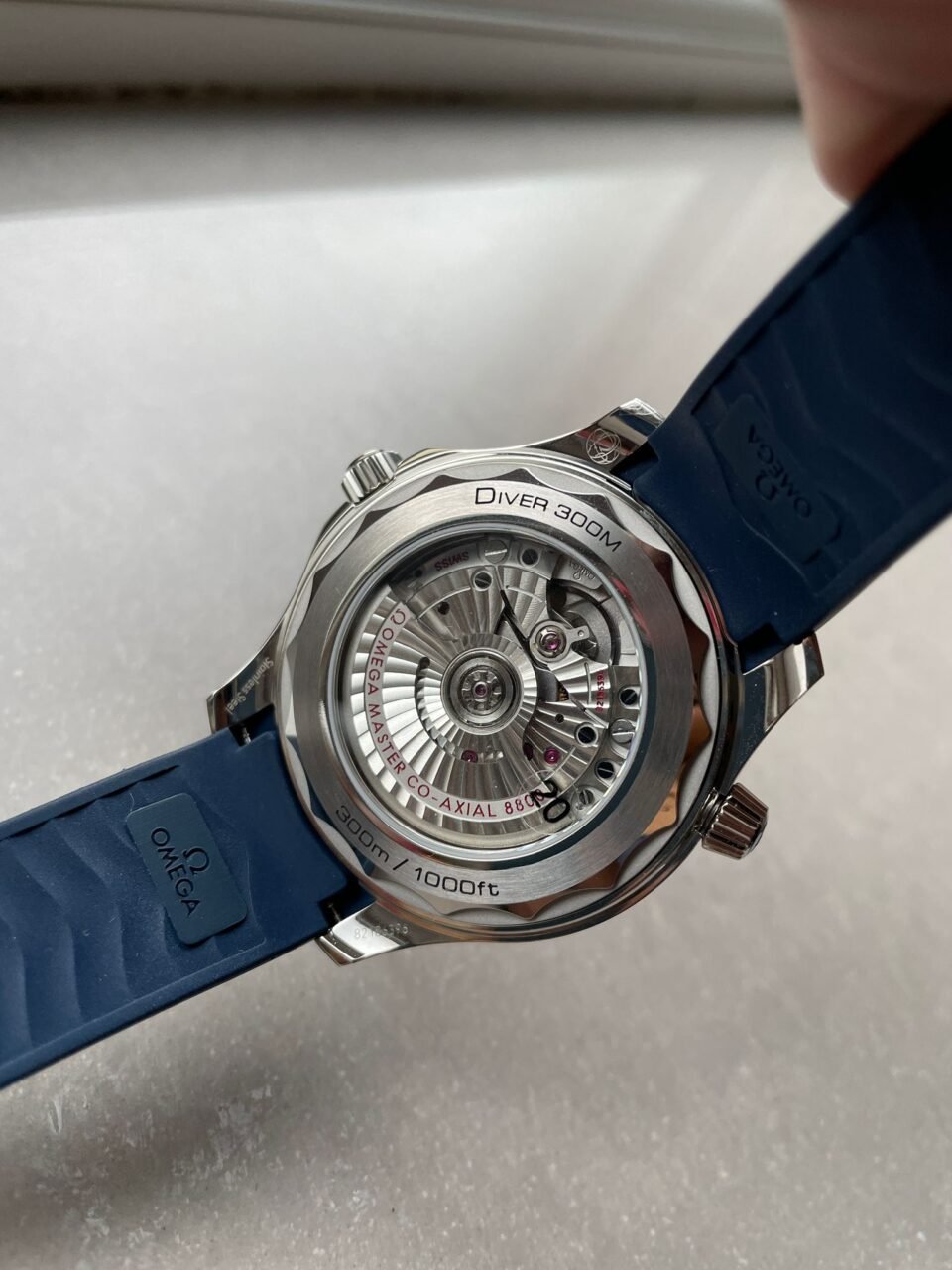 2018 Seamaster Diver 300M VSF 1:1 Best Edition Blue Ceramic Grey Dial on blue rubber strap Strap A8800 - Image 7