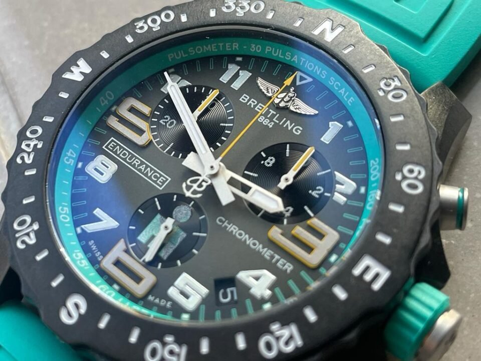 Endurance pro OGF 44mm Army gray dial tiffany Rubber Strap quartz movement - Image 6