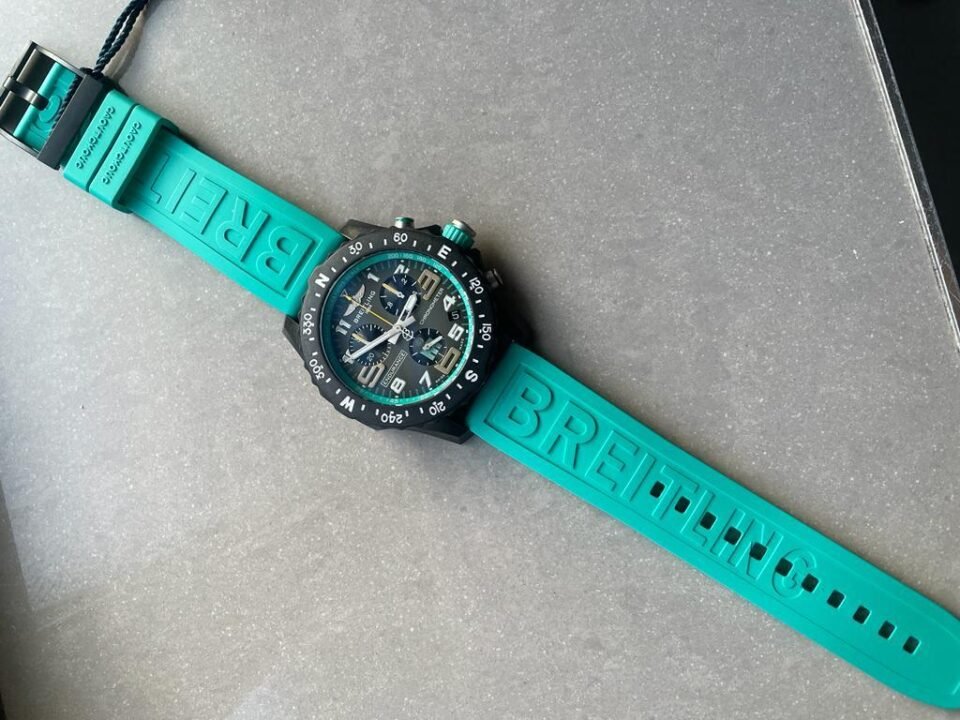 Endurance pro OGF 44mm Army gray dial tiffany Rubber Strap quartz movement - Image 7