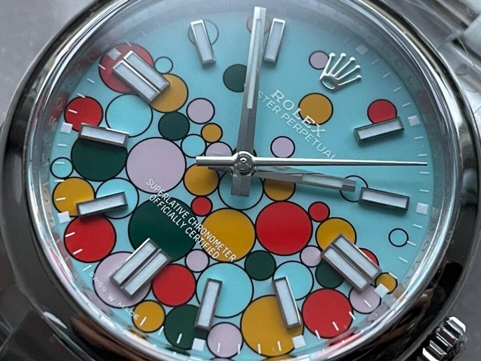 Oyster Perpetual 41mm 124300 celebration 904L SS Bubbles Dial on SS Oyster Bracelet Clean VR3230 - Image 6