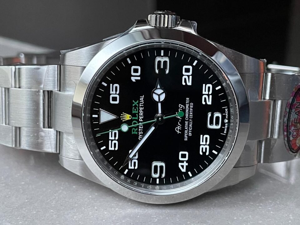 Air-King 40mm 126900 904L SS Black Dial Numerals on SS Bracelet Clean VR3230 - Image 7