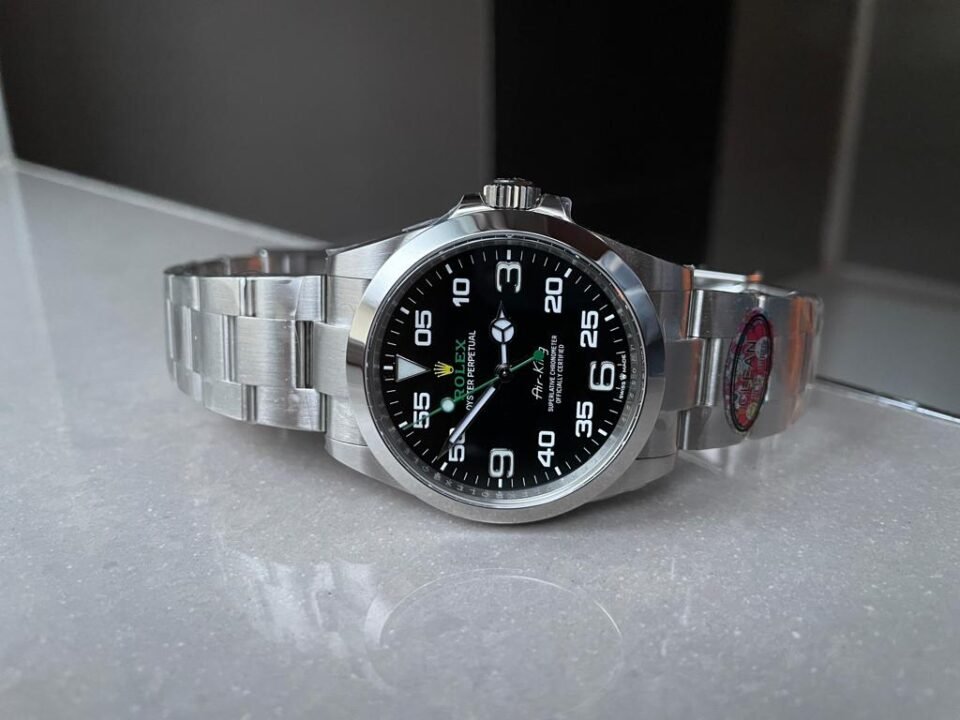 Air-King 40mm 126900 904L SS Black Dial Numerals on SS Bracelet Clean VR3230 - Image 8