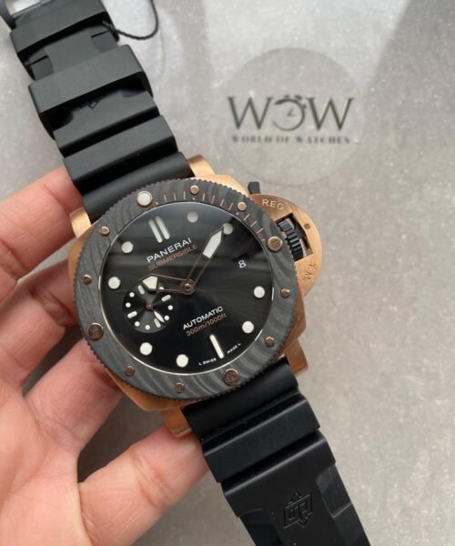 Submersible QuarantaQuattro GoldTech PAM01070 44mm YG Black Dial on Rubber Strap VSF P900