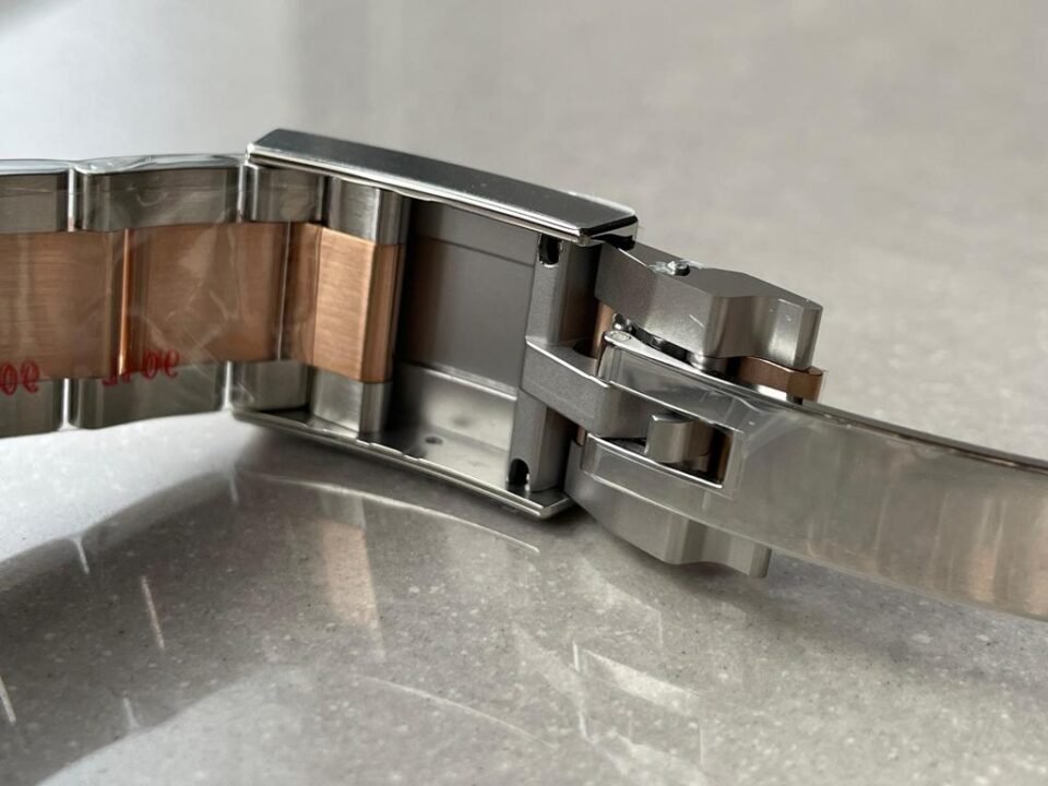 GMT-Master II 126711 CHNR Black/Brown Ceramic Rootbeer Clean Factory Best Edition on SS/RG Bracelet DD3285 CHS - Image 12