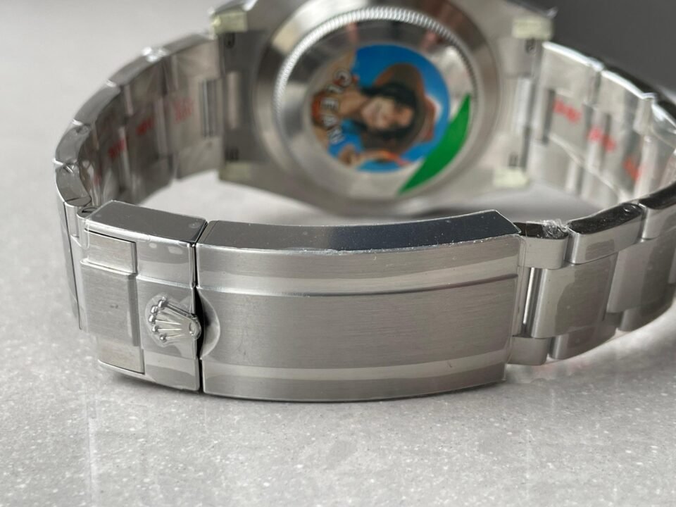 Submariner 124060LN 904L SS Black Dial on SS Bracelet CLEAN VR3230 - Image 8