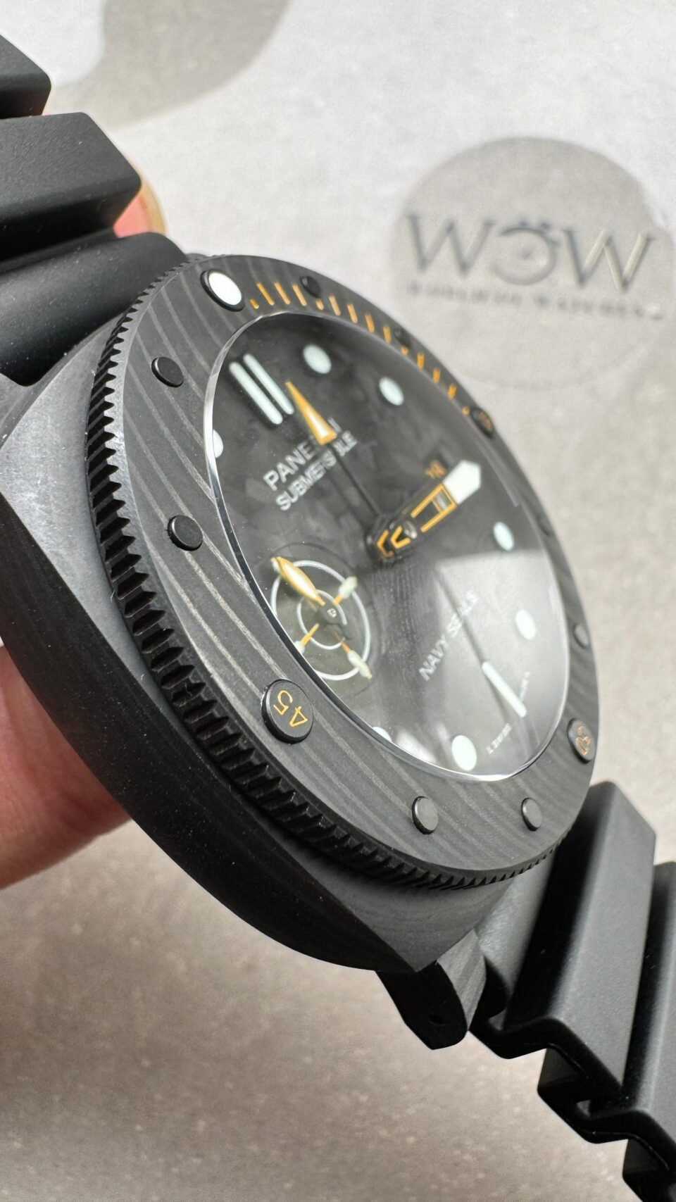 PAM1324 Y 44mm Submersible VSF 1:1 Best Edition Carbon Dial on Rubber Strap P.9011 Clone - Image 4