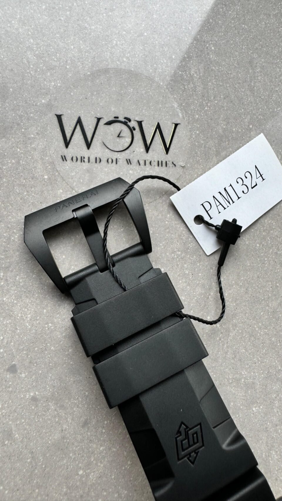 PAM1324 Y 44mm Submersible VSF 1:1 Best Edition Carbon Dial on Rubber Strap P.9011 Clone - Image 9