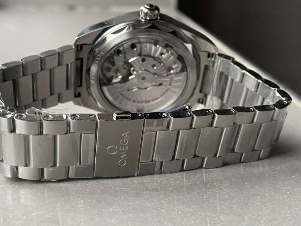AQUA TERRA 150M MASTER CHRONOMETERS VSF 1:1 BEST EDITION BLACK DIAL SS HAND ON SS BRACELET A8900 SUPER CLONE - Image 9