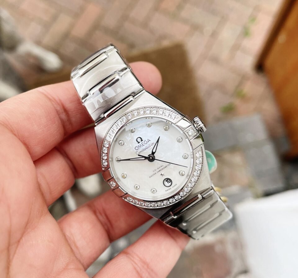 Constellation Co‑Axial Master 29 mm Silver dial White dial on Diamond bezel