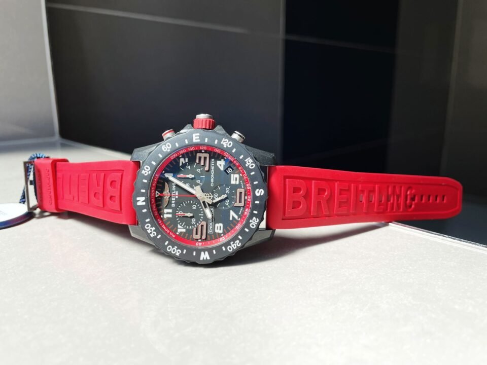 Endurance pro OGF 44mm Black dial Red Rubber Strap quartz movement - Image 12