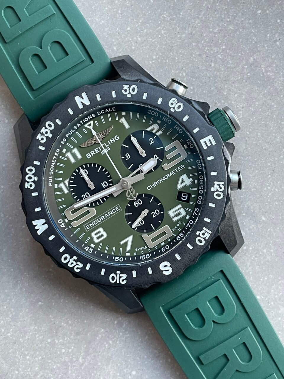 Endurance pro OGF 44mm Army green dial green Rubber Strap quartz movement - Image 8