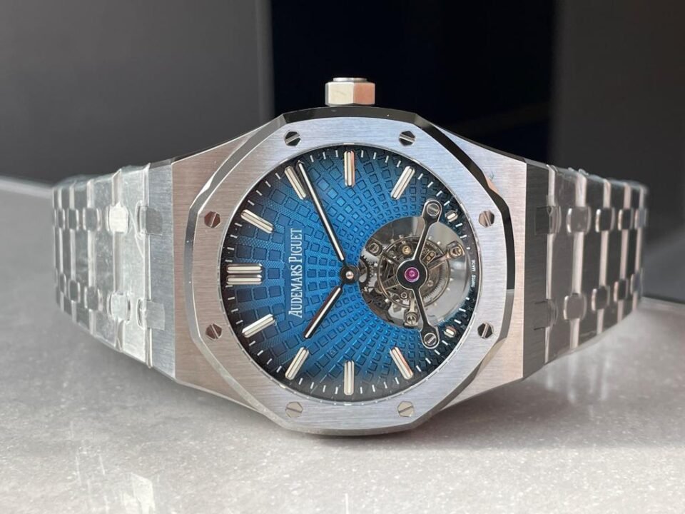 AP Royal Oak  26530 blue dial SS strap and SS bezel tourbillon R8 factory - Image 9