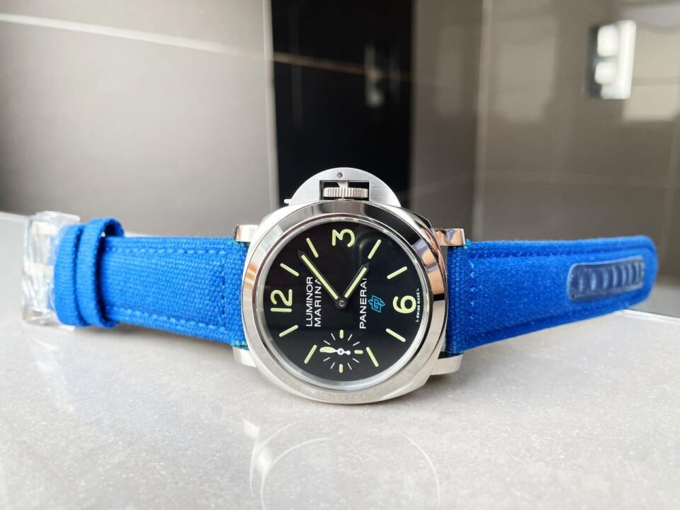 PAM777 HWF Factory on Blue Lether Strap Aisan 6497-2 - Image 2