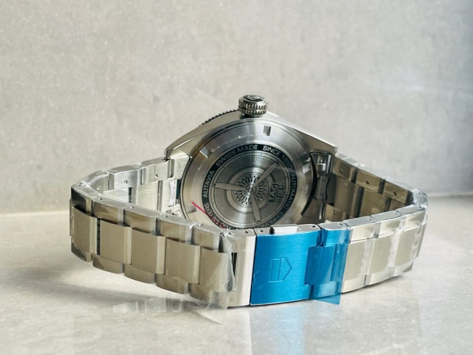 Autavia WBE5116 OGF 42mm SS KOR 1:1 Best Edition Blue Dial on SS Bracelet SW200 - Image 9