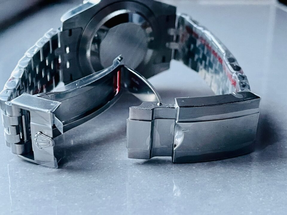 GMT Master II 16710 GMF V5 COLA 904L SS 1:1 RED BLACK Bezel Best Edition on Jubilee Bracelet - Image 13