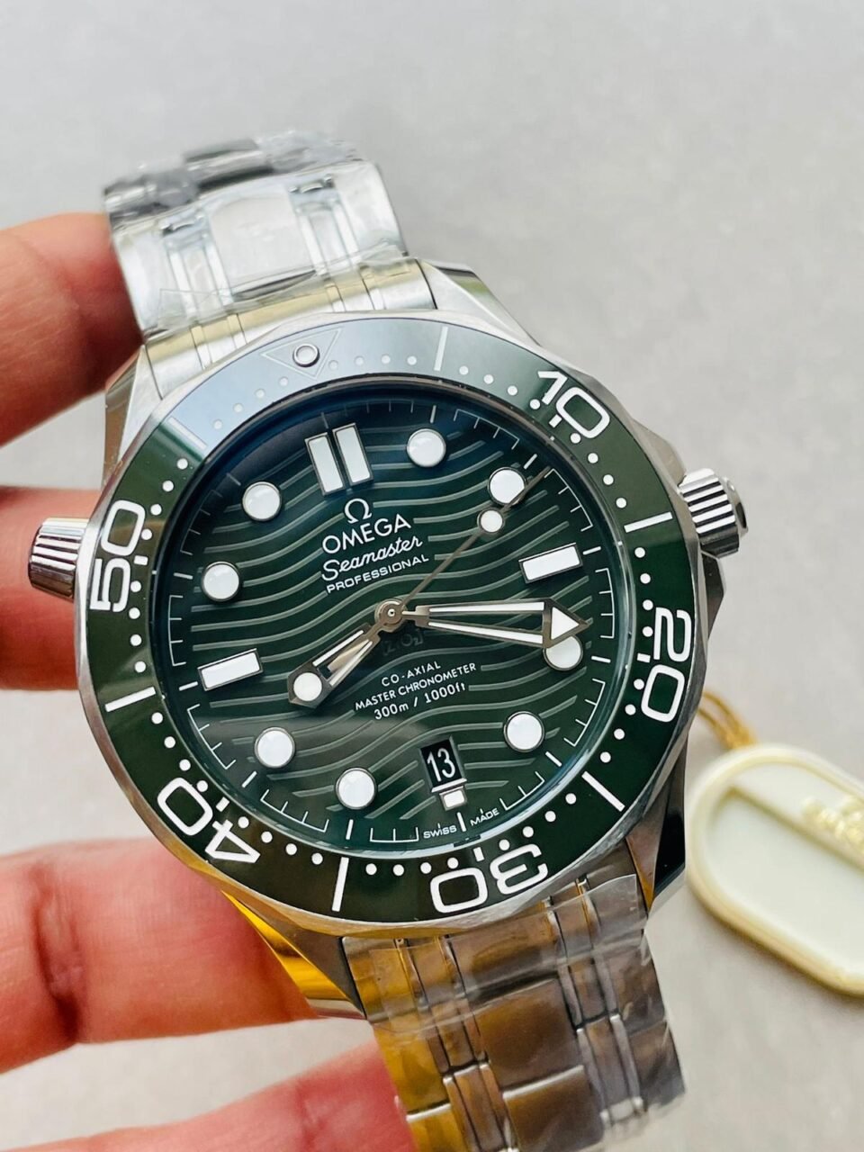 Seamaster Diver 300M SS/Green Ceramic Bezel ORF 1:1 Best Edition Green Dial on SS Bracelet A8800 - Image 2