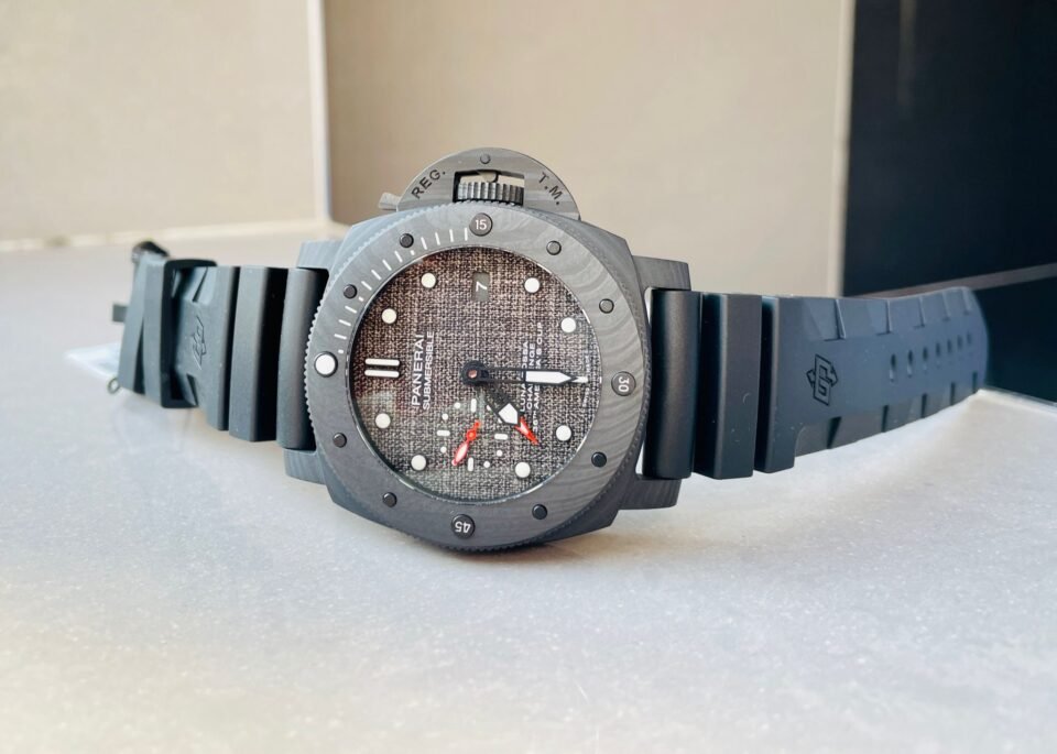 PAM Submersible 01039 Luna Rossa - 47mm 28800 Asian movement Black Strap - Image 5