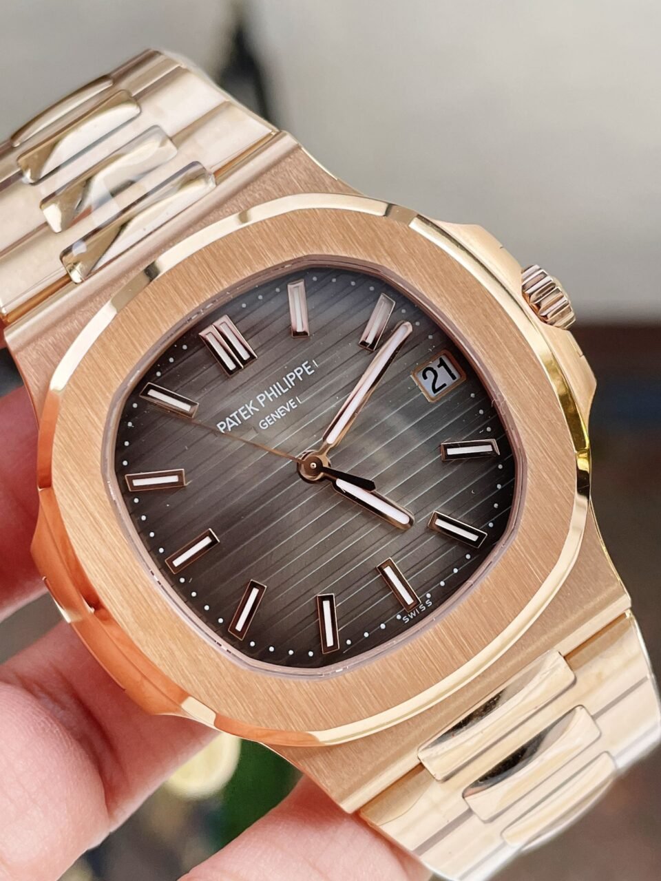 Nautilus 5711 3KF 1:1 Best Edition Grey Dial on YG Bracelet A324 V2