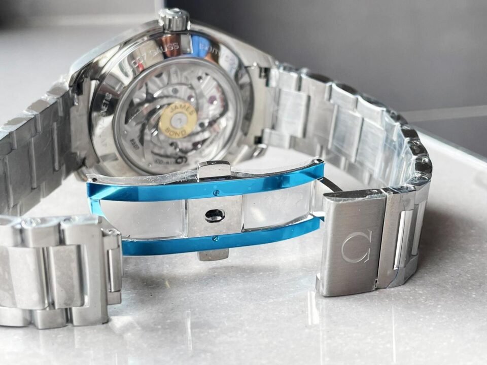 Aqua Terra 15007 Gauss VSF 1:1 Best Edition Blue Textured Dial on SS Bracelet A8507 V2 - Image 11