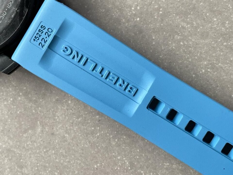 Endurance pro OGF 44mm Black dial Light Blue Rubber Strap quartz movement - Image 15