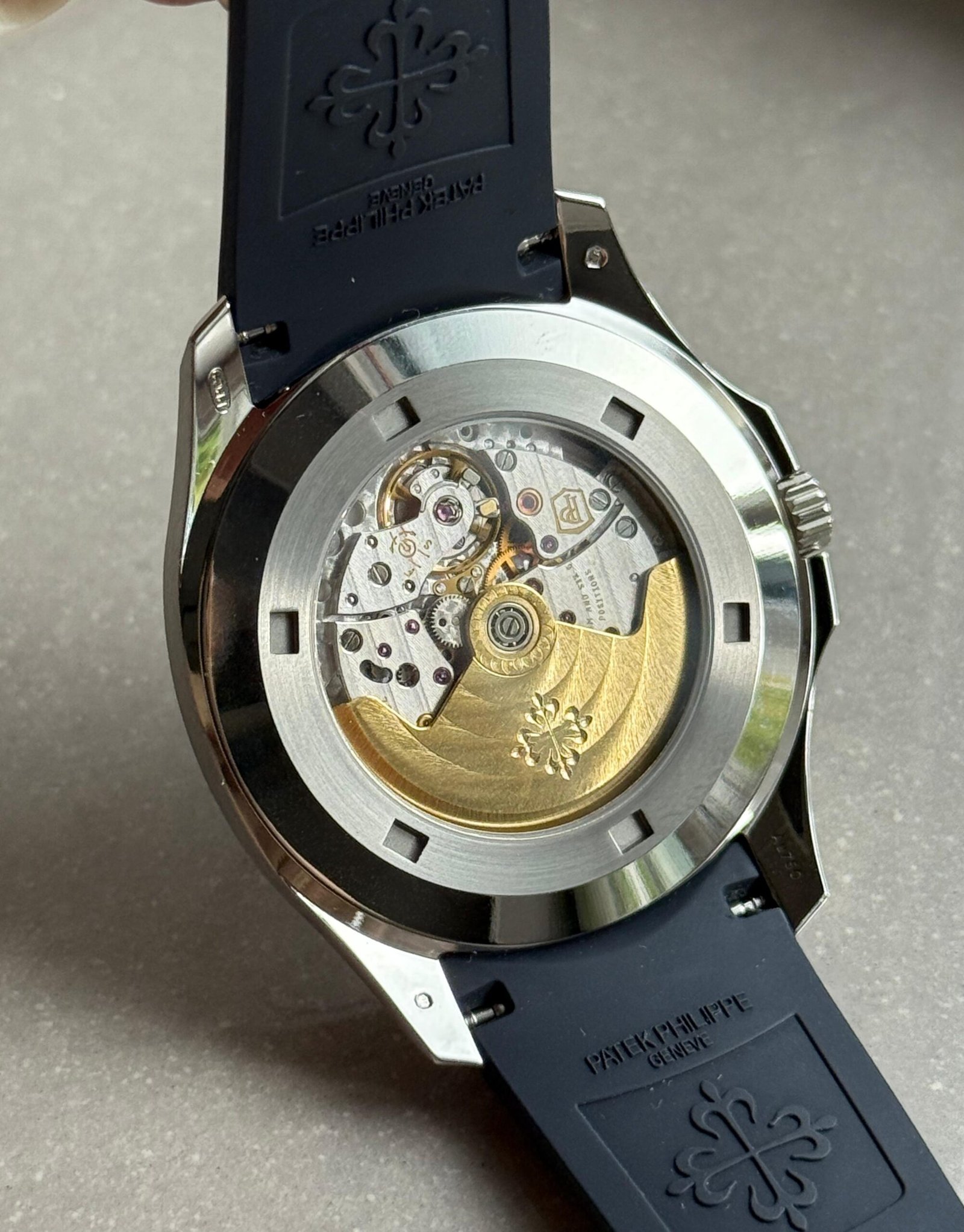 Aquanaut 5168G 42mm SS DDF 1:1 Best Edition Blue Dial on Blue Rubber Strap DD330 Super Clone (Same weight as genuine) - Image 9