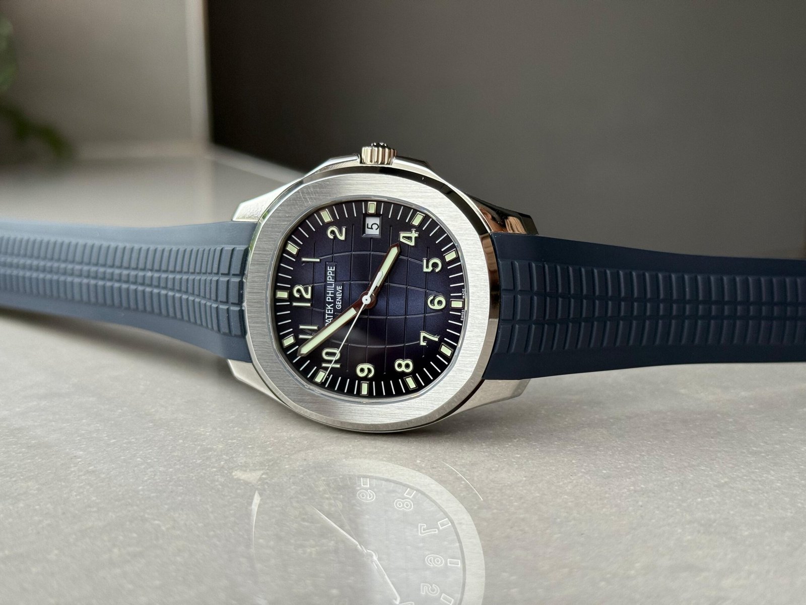 Aquanaut 5168G 42mm SS DDF 1:1 Best Edition Blue Dial on Blue Rubber Strap DD330 Super Clone (Same weight as genuine) - Image 5