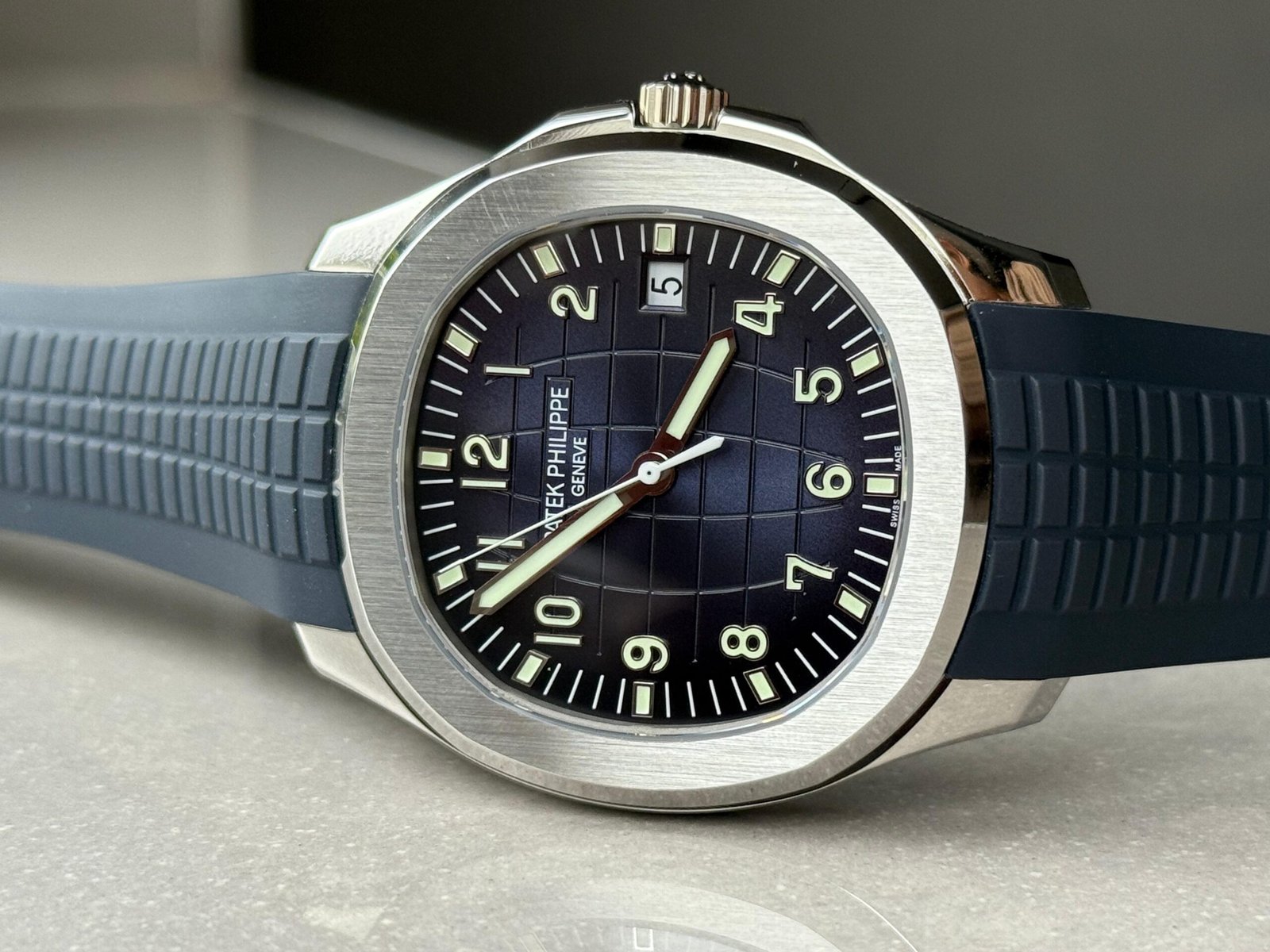 Aquanaut 5168G 42mm SS DDF 1:1 Best Edition Blue Dial on Blue Rubber Strap DD330 Super Clone (Same weight as genuine) - Image 6