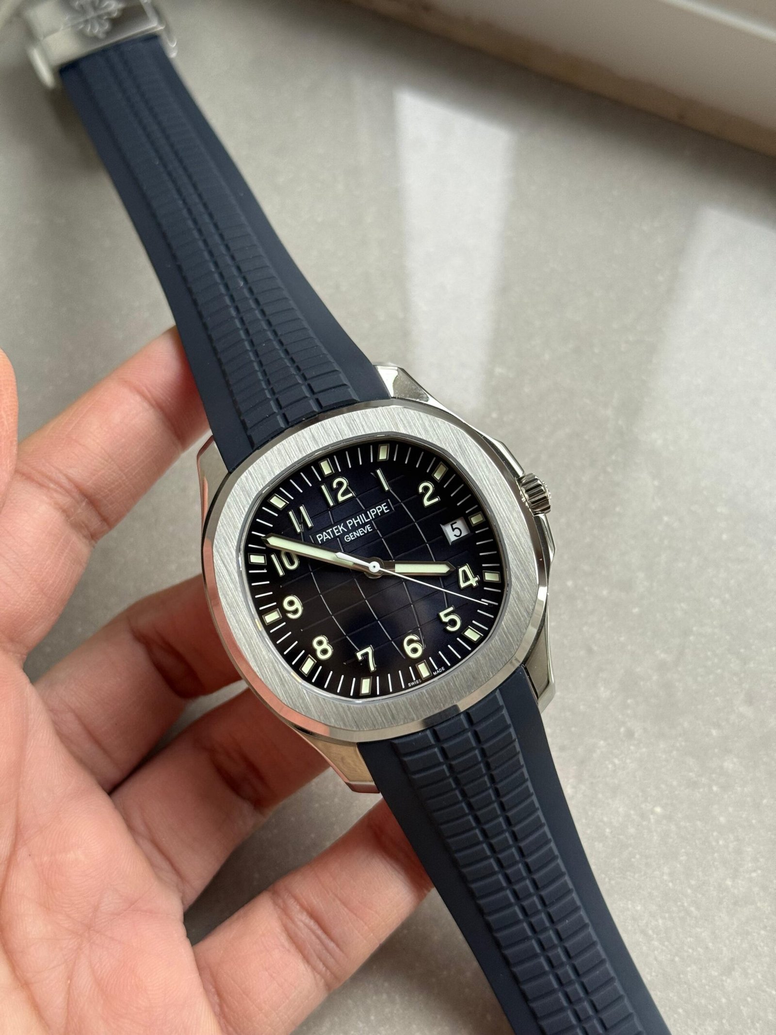 Aquanaut 5168G 42mm SS DDF 1:1 Best Edition Blue Dial on Blue Rubber Strap DD330 Super Clone (Same weight as genuine) - Image 3