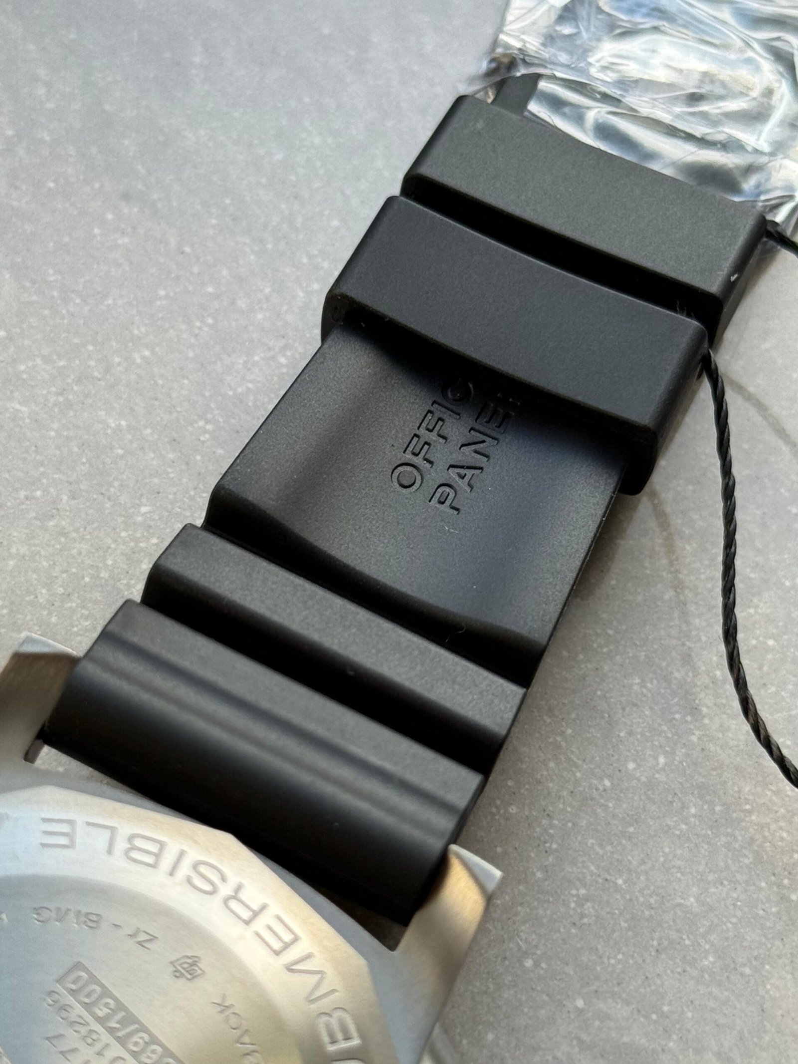 PAM799 Submersible BMG tech VSF 1:1 best edition on black rubber strap - Image 14